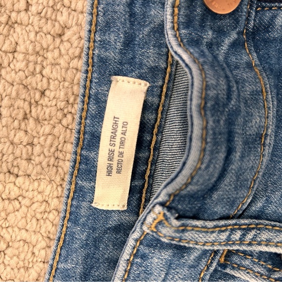 Universal Thread High Rise Straight Jeans - Picture 5 of 5